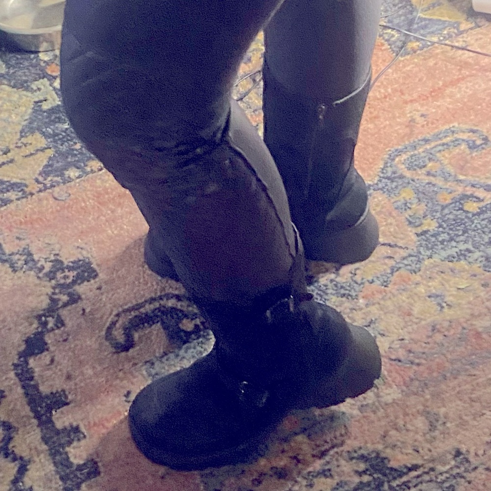 Harley Davidson Women's Black Boots - Picture 3 of 9